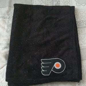 Like New Philadelphia Flyers Blanket